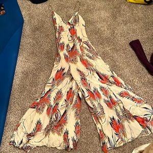 Free people size 8 flowy jumpsuit